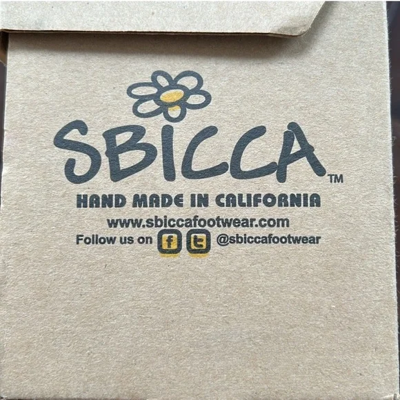 Sbicca Abalone leather flip flops sandals in natural color - Picture 8 of 8